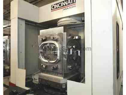 Cincinnati Maxim 630 Horizontal CNC Machining Center (2000)