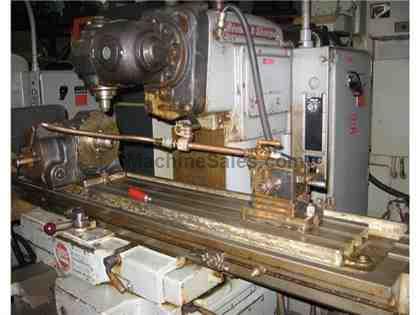 Brown & Sharpe 205 Universal Milling Machine SN: 501-25-91 Brown & Sharpe 205 Universal Milling Machine SN: 501-25-91