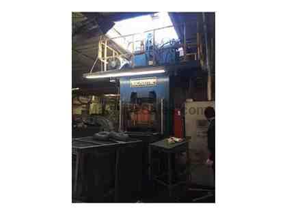 300 TON MACRODYNE HYDRAULIC PRESS, YEAR 2009, 30" x 25" BED, 8" STROKE