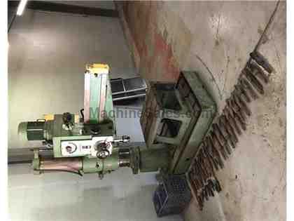 CARIMATI CTU 40 radial arm drilling machine