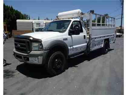 2005 Ford F450 Tire Flatbed Truck