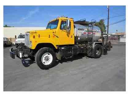 1987 International S2500 Asphalt Distributor Truck