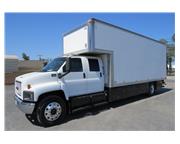 2007 GMC C7500 24 ft. Crew Cab Box Van Grip Truck