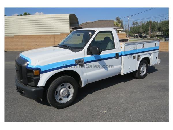 2008 Ford F-350 Gas V10 8 ft. Service / Utility Truck
