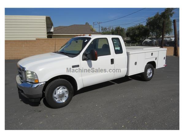 2003 Ford F-350 XLT Extended Cab 9 ft. Utility / Service Truck CARB OK