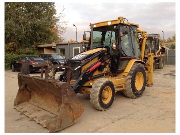 2005 Cat 428D 4&#215;4