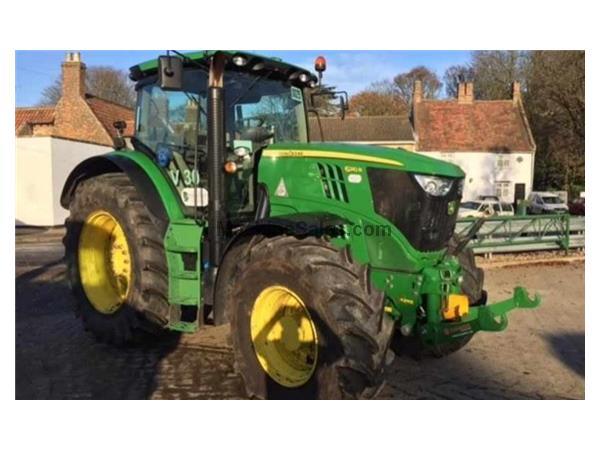 2014 John Deere 6210R