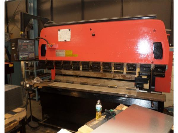 88 Ton Amada RG-80 CNC Press Brake 88 Ton Amada RG-80 CNC Press Brake