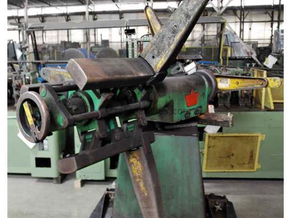 5000Lb x 18" COOPER WEYMOUTH Double Uncoiler 5000Lb x 18" COOPER WEYMOUTH Double Uncoiler