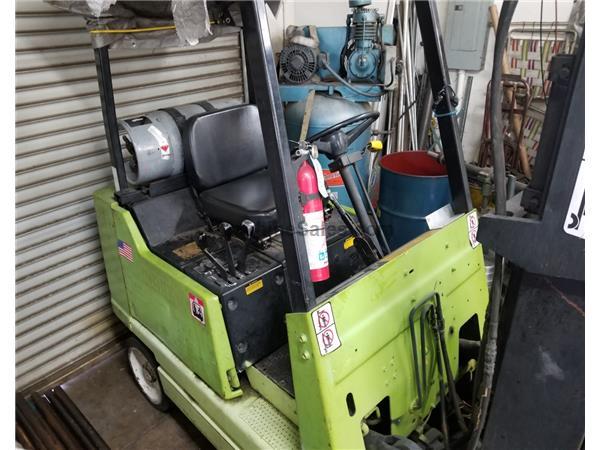 CLARK 3500 LBS. PROPANE FORKLIFT CLARK 3500 LBS. PROPANE FORKLIFT