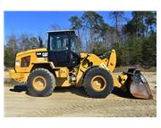 2015 CATERPILLAR 930M W/ QUICK CONNECT & CAB W/ A/C & HEAT - E7085