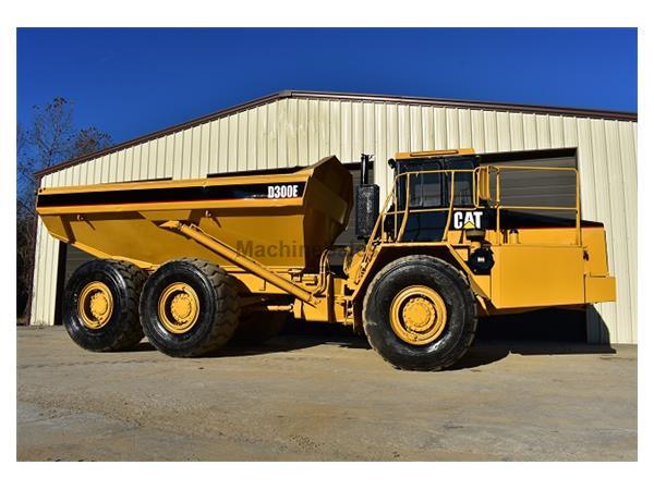 1996 CATERPILLAR D300E 6X6 30 TON/ CAB W/A/C & HEAT - E6866