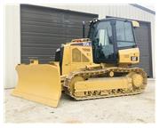 2001 CATERPILLAR D5K XL W/ JOYSTICK STEERING & CAB W/ A/C & HEAT -