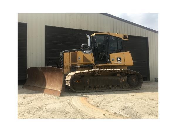 2013 DEERE 750J LGP CAB W/ A/C &amp; HEAT - E7088