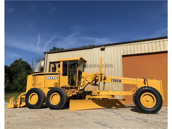 2001 JOHN DEERE 770CH MOTOR GRADER - E6729