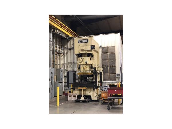 STAMTEC G1-260 GAP FRAME MECHANICAL PRESS, 286 Tons, 2000, 20-40 SPM STAMTEC G1-260 GAP FRAME MECHANICAL PRESS, 286 Tons, 2000, 20-40 SPM