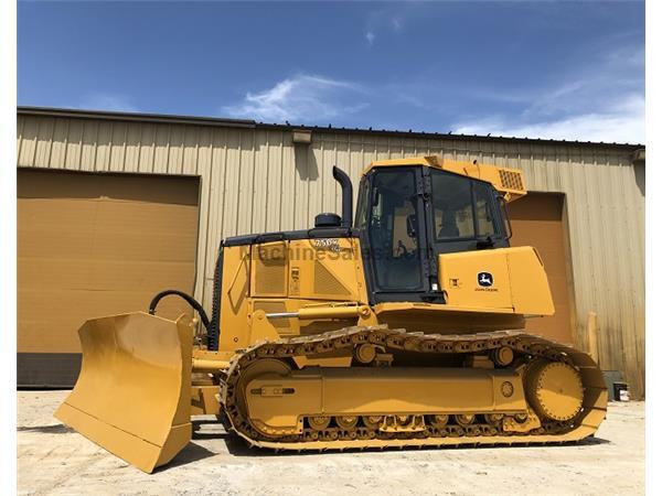 2012 DEERE 750K LGP CAB W/ A/C &amp; HEAT - E7089