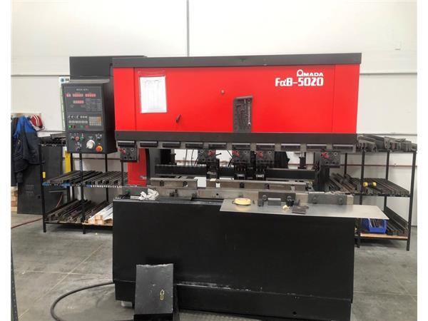 Amada FBD 5020 55 Ton x 6' 3-Axis CNC Hydraulic Press Brake Amada FBD 5020 55 Ton x 6' 3-Axis CNC Hydraulic Press Brake