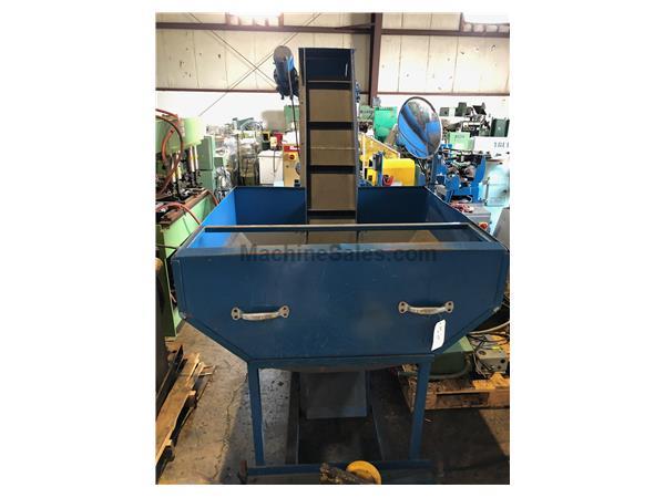 LOADER - DROP DOOR OPENING, HOPPER SIZE: 46" X 39" X 24" LOADER - DROP DOOR OPENING, HOPPER SIZE: 46" X 39" X 24"