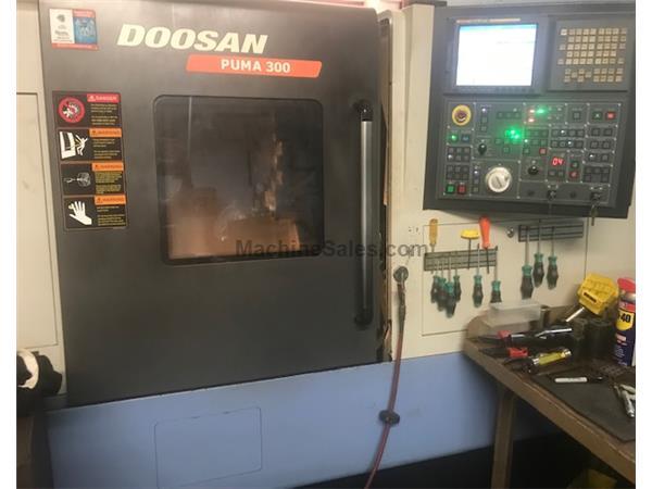 2007 Doosan Puma 300C CNC Turning Center 2007 Doosan Puma 300C CNC Turning Center
