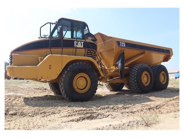 2003 Caterpillar 725 - 6x6 - 25 Ton - Cab w/ A/C &amp; Heat - E7218