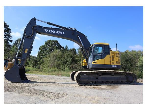 2014 VOLVO ER 305CL PLUMBING ON STICK &amp; CAB W/ A/C &amp; HEAT - E7161