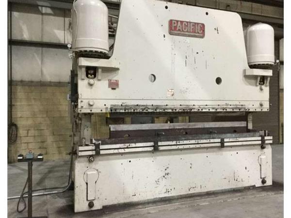 600 Ton, Pacific , hydraulic, 14' OA, 12'2" BH, 12" stroke, 14" throat, ful 600 Ton, Pacific , hydraulic, 14' OA, 12'2" BH, 12" stroke, 14" throat, ful