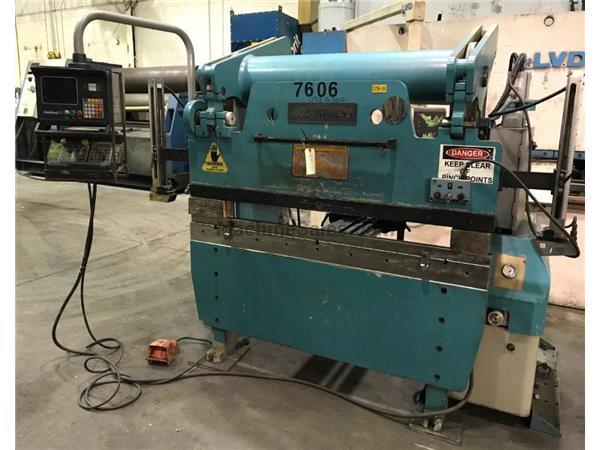 60 Ton, Accurpress # 7606 , hydraulic, 6' OA, 52" BH, Hurco Autobend 7, 2-Axis, BG, 1 60 Ton, Accurpress # 7606 , hydraulic, 6' OA, 52" BH, Hurco Autobend 7, 2-Axis, BG, 1