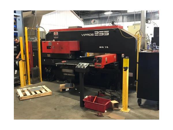 22 TON AMADA VIPROS 255 HYDRAULIC CNC TURRET PUNCH PRESS W/ FANUC 18P CNC C