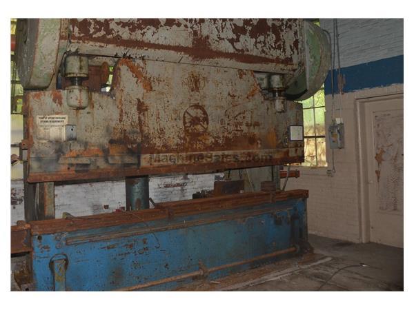 D & K Chicago 240 Ton Mechanical 12 ft Brake - Model 610D D & K Chicago 240 Ton Mechanical 12 ft Brake - Model 610D
