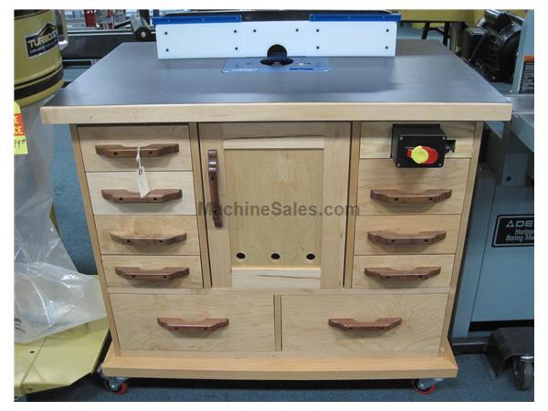 Router Table/Cabinet w/Router