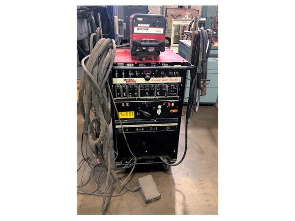 LINCOLN ELECTRIC SQUARE WAVE 355, 400 AMP, Switch between modes Stick & LINCOLN ELECTRIC SQUARE WAVE 355, 400 AMP, Switch between modes Stick &
