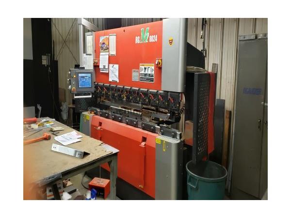 88 TON X 98.64&quot; AMADA &quot;UP-ACTING&quot; RG M2 8024 PRESS BRAKE MFG