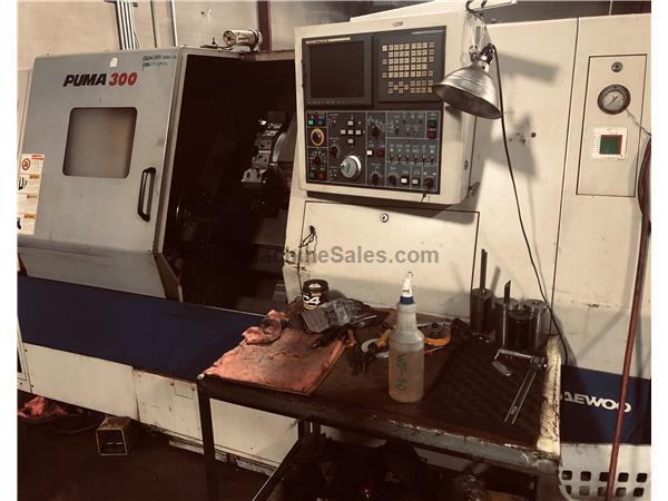 2006 Doosan Puma 300C (4&quot; Bar) Fanuc 21iT-D Control