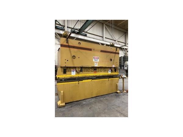 USED STANDARD 200 TON X 12' 2-AXIS CNC PRESS HYDRAULIC PRESS BRAKE USED STANDARD 200 TON X 12' 2-AXIS CNC PRESS HYDRAULIC PRESS BRAKE