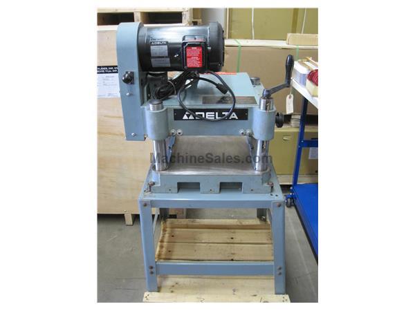 Planer 13&quot; w/Stand Delta