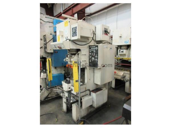 Komatsu Model 25-3, 25 Ton OBS Press Komatsu Model 25-3, 25 Ton OBS Press