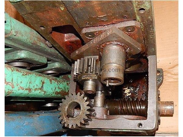 Gearbox, for a Yoder M1-1/2 rollformer 1-1/2" shaft diameter 8" roll space Gearbox, for a Yoder M1-1/2 rollformer 1-1/2" shaft diameter 8" roll space