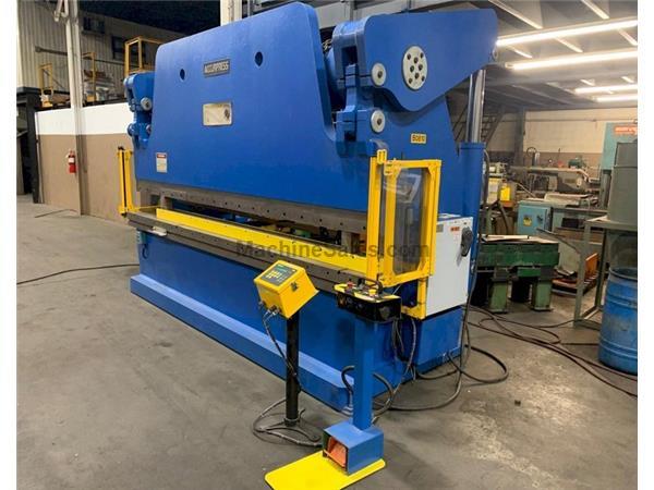320 Ton, Accurpress #732012, hydraulic press brake, 12' overall, 124" between housing 320 Ton, Accurpress #732012, hydraulic press brake, 12' overall, 124" between housing