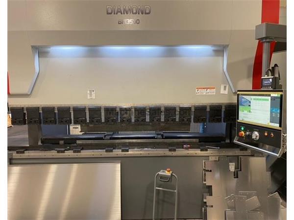 2020 Murata Diamond, BH135/30, 10' x 135 Ton CNC Hydraulic Press Brake 2020 Murata Diamond, BH135/30, 10' x 135 Ton CNC Hydraulic Press Brake