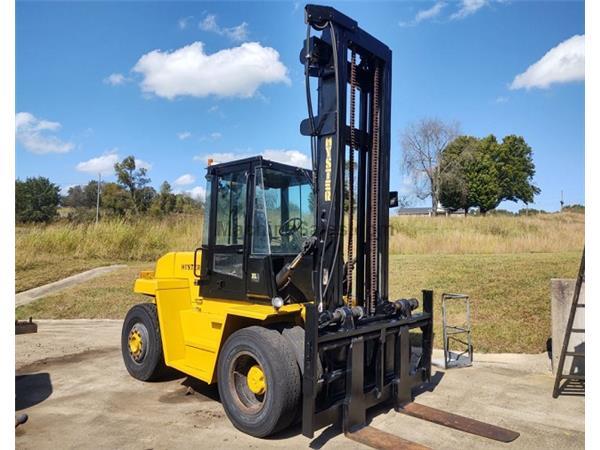 Hyster H210XL Pneumatic Tire Forklift Hyster H210XL Pneumatic Tire Forklift