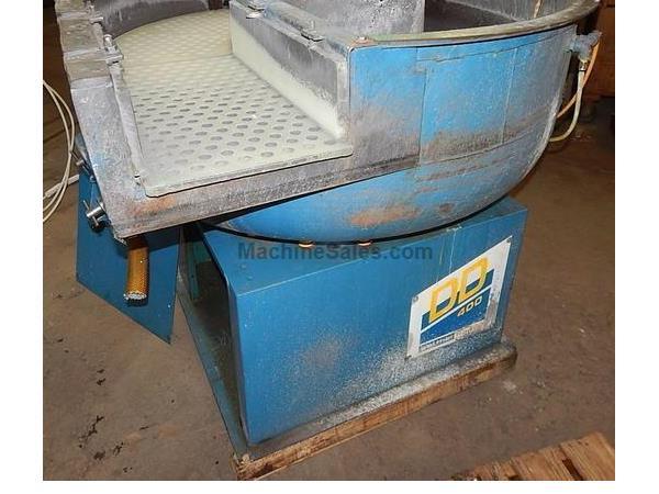 USED WALTHER TROWAL MODEL CD 400 8.83 CU. FT. VIBRATORY BOWL, Stock # 10807, Year 2000
