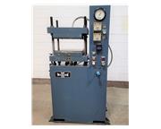 30-Ton Wabash Model 30-1515-2TMB Heated Platen Compression Press
