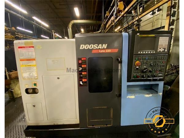 DOOSAN LYNX 220A CNC LATHE NEW: 2011 | MM