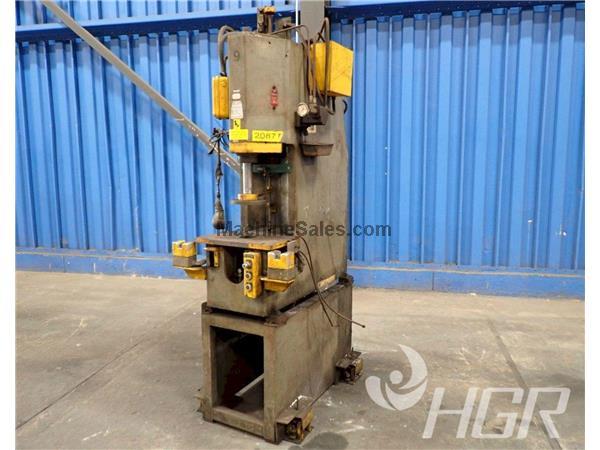 10 TON NORTHERN HYDRAULIC PRESS