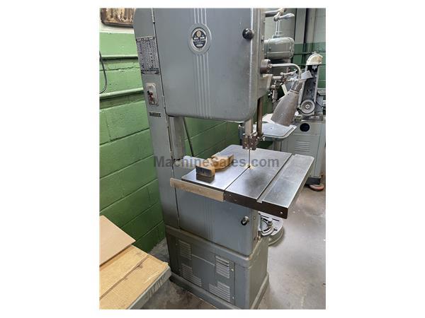 16&quot; Throat 8&quot; Height Walker-Turner 3321 VERTICAL BAND SAW, Tilt Table, 3/4 HP, Nice
