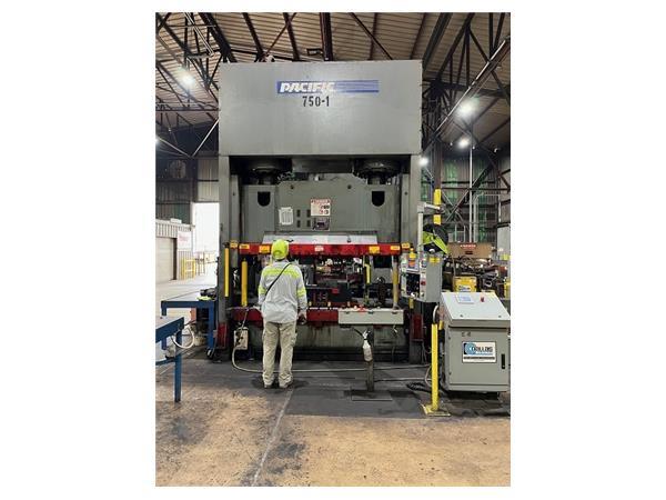 Pacific 750 Ton Hydraulic Press Brake