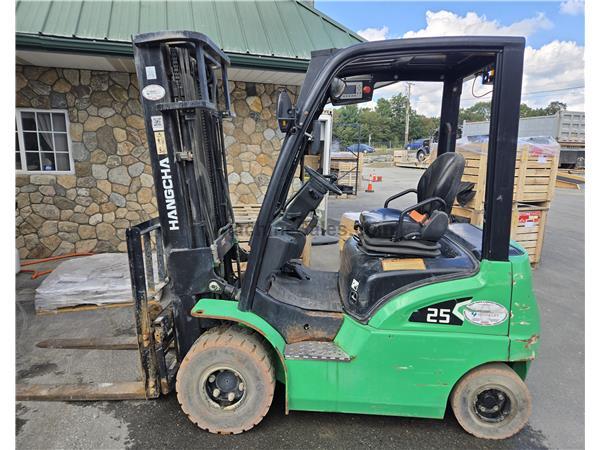 2022 Hangcha Electric Forklift – 5,000 lb, 820 hrs