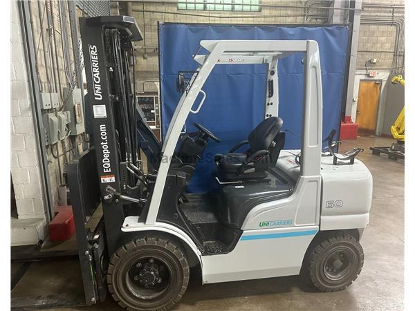 6000lb Unicarriers Propane Forklift, Model MUG1F2A30LV, 60" Forks, 202